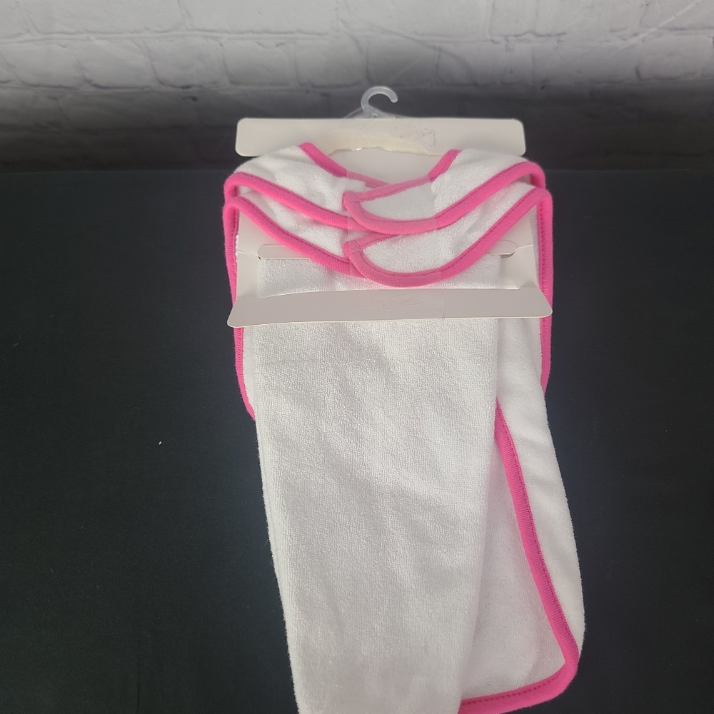NFL SeaHawks 3 Piece Set 2 Bibs and 1 Burp Cloth. - Picture 4 of 7